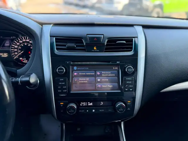 2015 Nissan Altima SL FWD / LEATHER LOADED - Photo 16