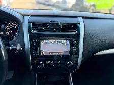 2015 Nissan Altima SL FWD / LEATHER LOADED - Photo 17