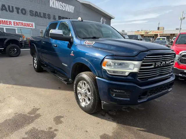 2020 Ram 2500 LARAMIE 6.7L DELETED / NO ACCIDENTS - Photo 14