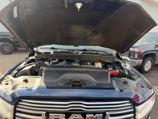 2020 Ram 2500 LARAMIE 6.7L DELETED / NO ACCIDENTS - Photo 21