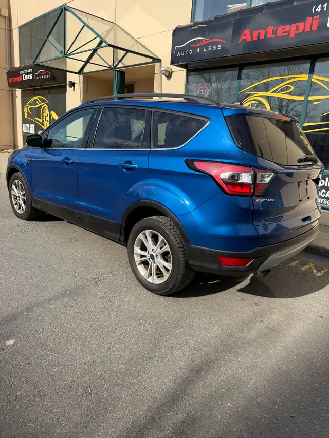 Ford Escape SE - Photo 3