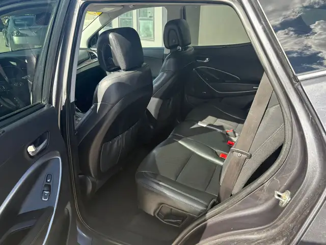 2018 HYUNDAI SANTA FE SPORT LUXURY - NAV- SUNROOF - LEATHER STS - Photo 17