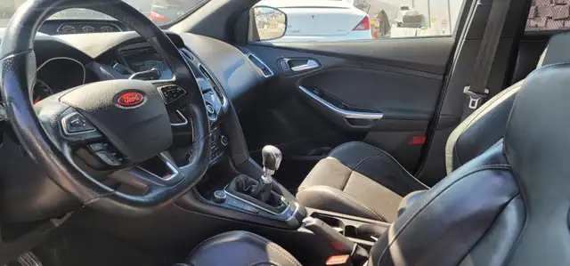2015 Ford Focus ST BAS KM GARANTIE 1 ANS - Photo 3