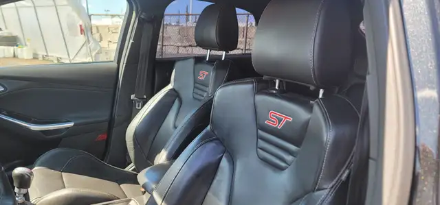 2015 Ford Focus ST BAS KM GARANTIE 1 ANS - Photo 6