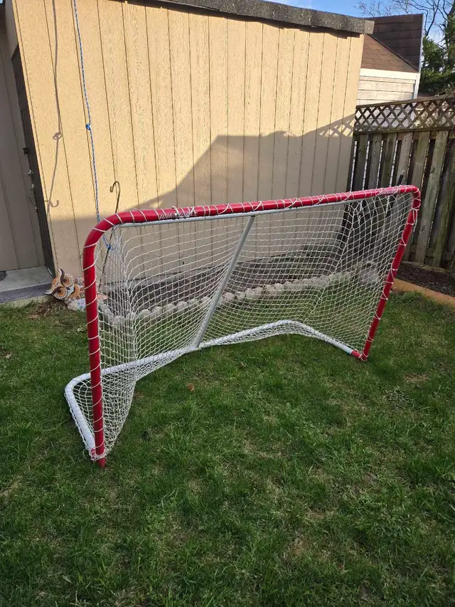 Hockey net