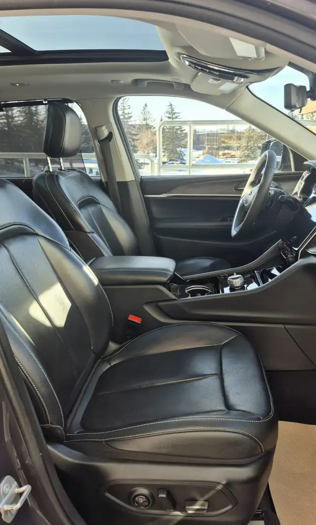 2023 Jeep Grand Cherokee L Limited - Photo 6