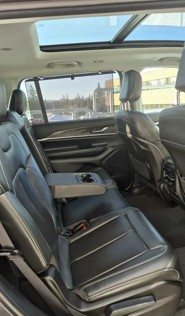 2023 Jeep Grand Cherokee L Limited - Photo 7