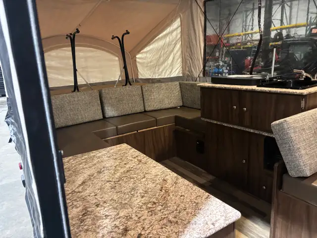 FREE STORAGE UNTIL MAY LONG!  2018 FOREST RIVER VIKING 2308 LS - Photo 4