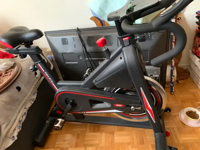 moving sale - Photo 7