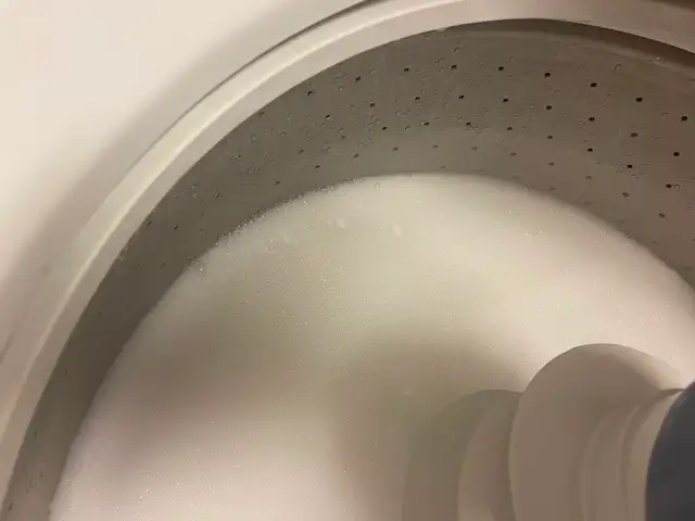 Maytag Washer/ Electric Dryer Set - Photo 3