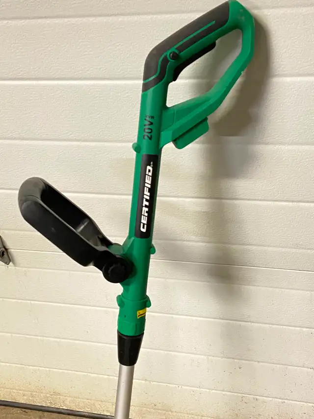 Certified 20V Telescopic Grass Trimmer & Edger. Excellent Shape - Photo 2