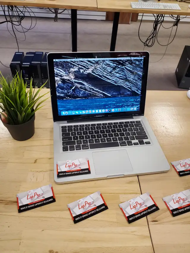 Macbook Pro 13' Avec 8GB 299$