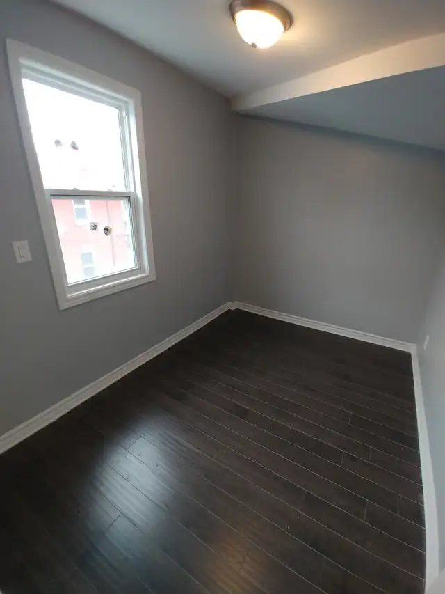 Gorgeous Garland-ALL INCLUSIVE! 2 Bed Apt for Rent in Hintonberg - Photo 3