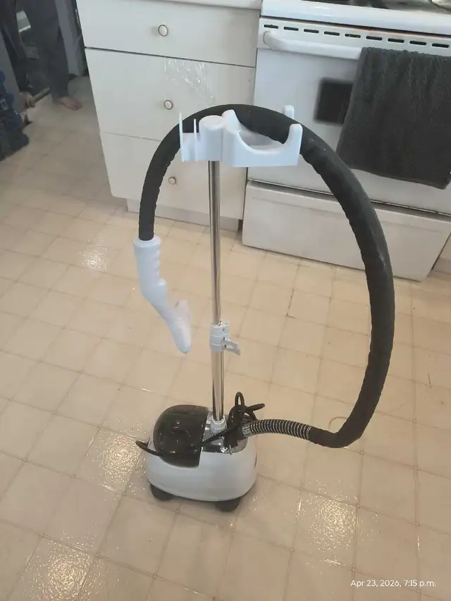 Home Touch garment steamer