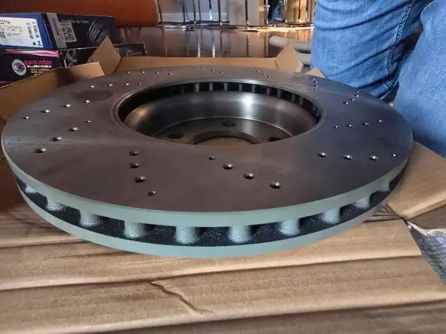 MERCEDES-BENZ Front Brake Rotor AMG Line - Photo 3