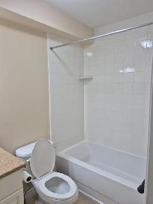 June. 1 BDR   a den. Elevator Parking, Clean and quiet building - Photo 10