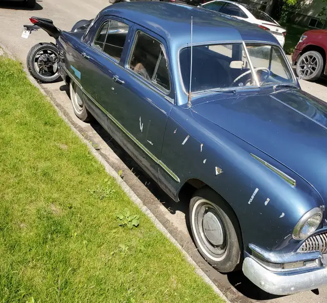 1950 FORD METEOR 4 DOOR SEDAN - Photo 2