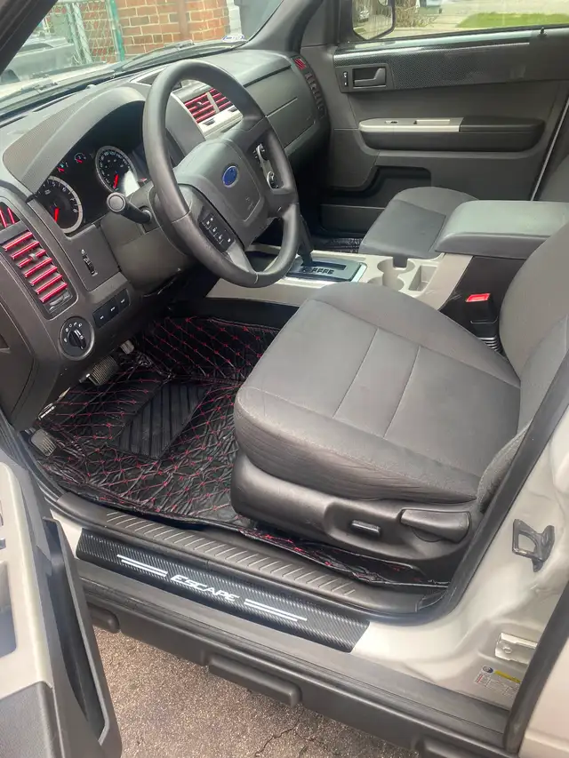 Ford escape 2011 XLT 3.0 second owner 123160KM - Photo 8