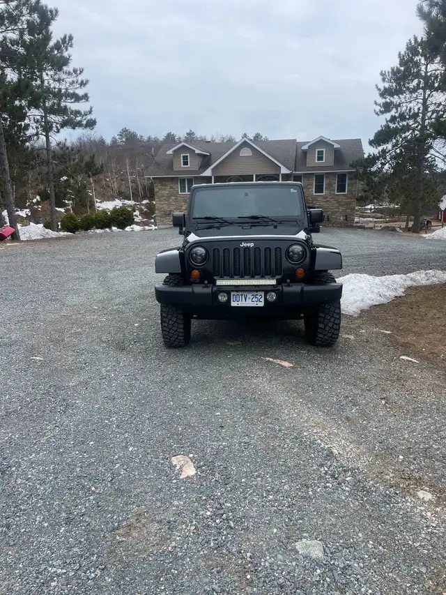 2010 Jeep Wrangler Sahara - Photo 5