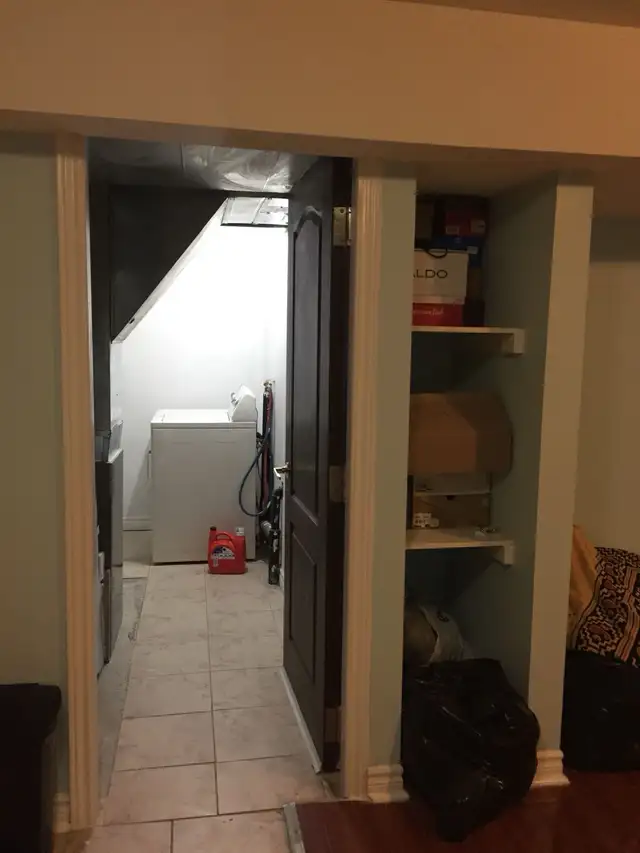 two bedroom basement in Brampton - Photo 7