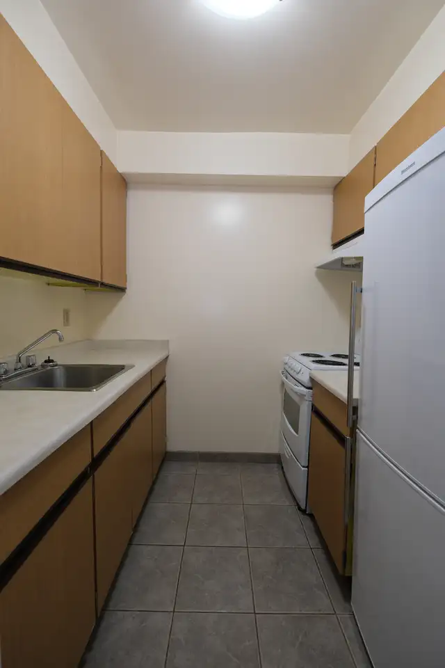 Studio Apartment Next to Seawall - Photo 5