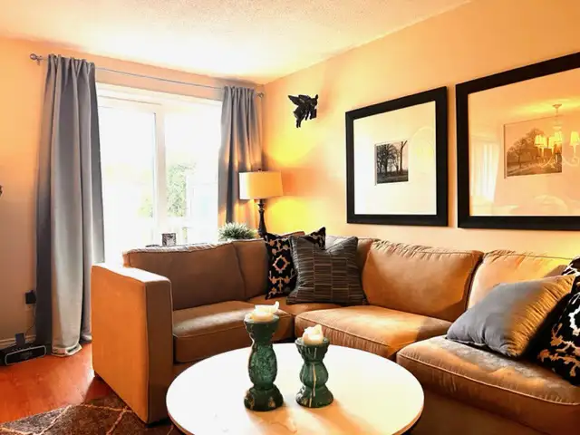 2 Bedroom apartment in modern clean 4-plex - Photo 4