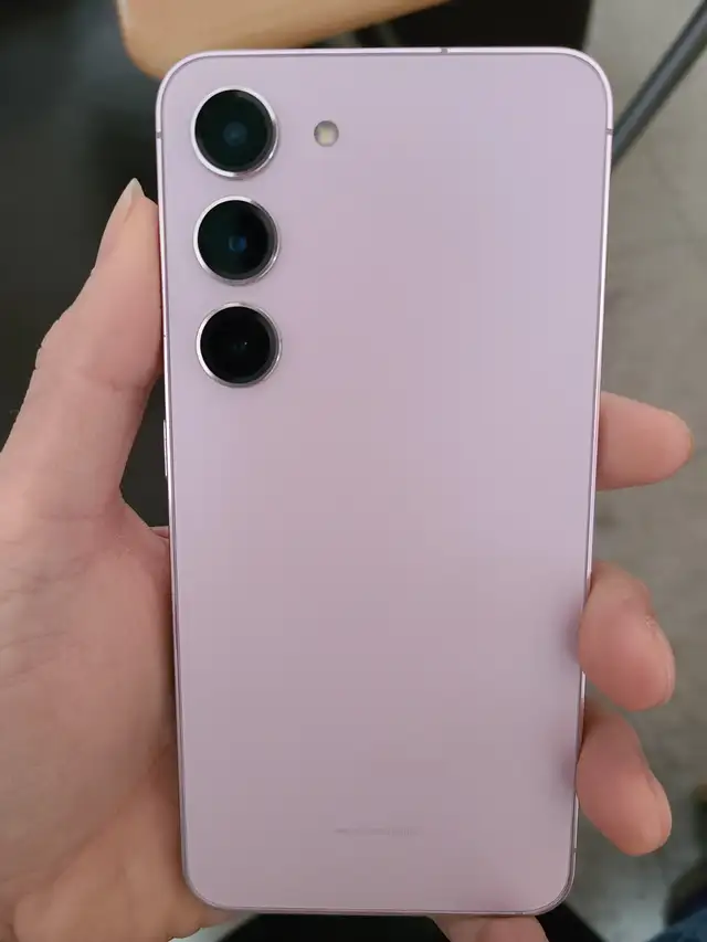 Unlocked Samsung  S23 (128GB)for $449 with 1 yr of warranty!! - Photo 2