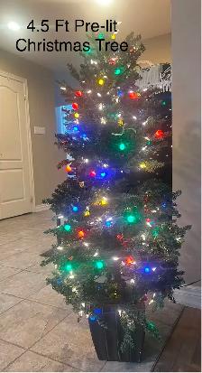 Pre-lit Christmas tree  4.5 ft