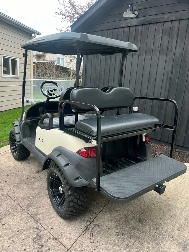 Club Car President Golf Cart - Photo 8