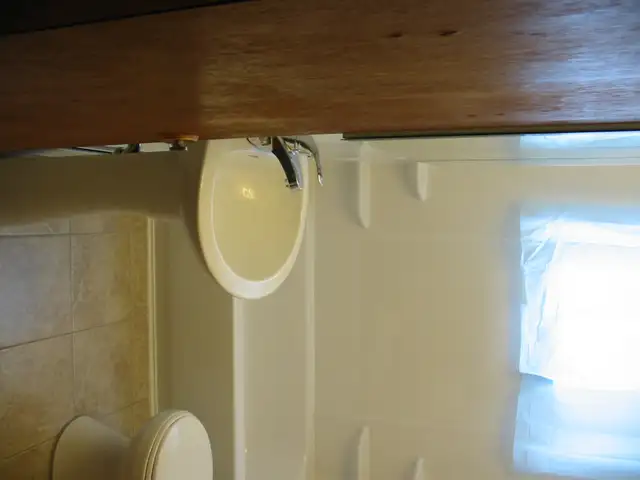 Logement 31/2 demi sous-sol pour étudiant.e - Photo 6