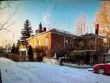 Large one bedroom upper level suite