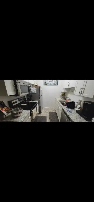 1 bedroom suite in Rosewood May 1 - Photo 3