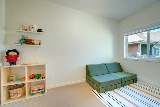 TOP FLOOR CONDO IN LOWER MISSION! 411 680 Lequime Road - Photo 9