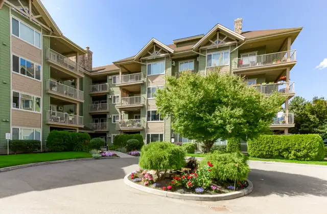 TOP FLOOR CONDO IN LOWER MISSION! 411 680 Lequime Road - Photo 15