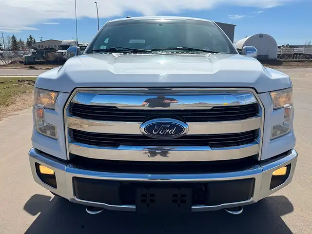 2016 Ford F-150 Lariat 5.0L - SuperCrew - CLEAN CAR FAX - Photo 8