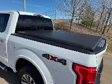 2016 Ford F-150 Lariat 5.0L - SuperCrew - CLEAN CAR FAX - Photo 9