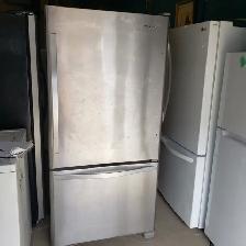 Refrigerator Whirlpool 32.5 Inches wide 22 cu. ft. bottom-freeze