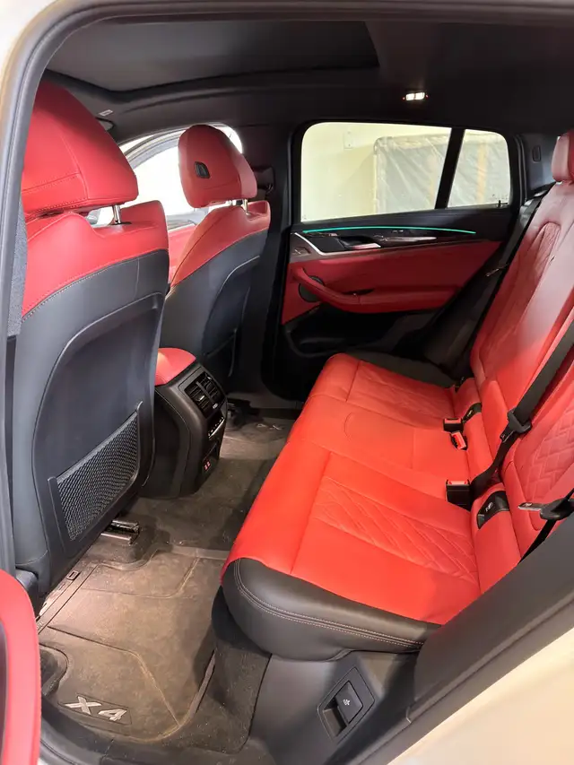 2021 BMW x4 M40i (32K kilometers) - Photo 7