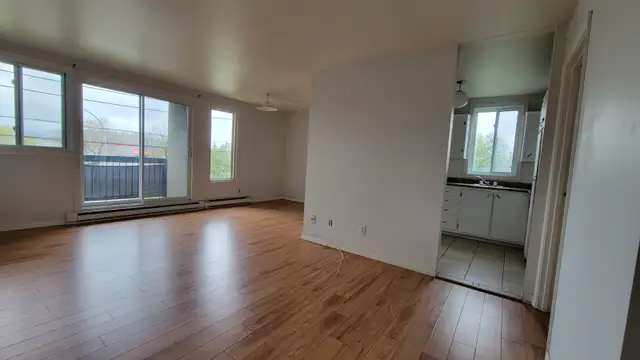 Logement 4 1/2  à Sainte-Thérèse