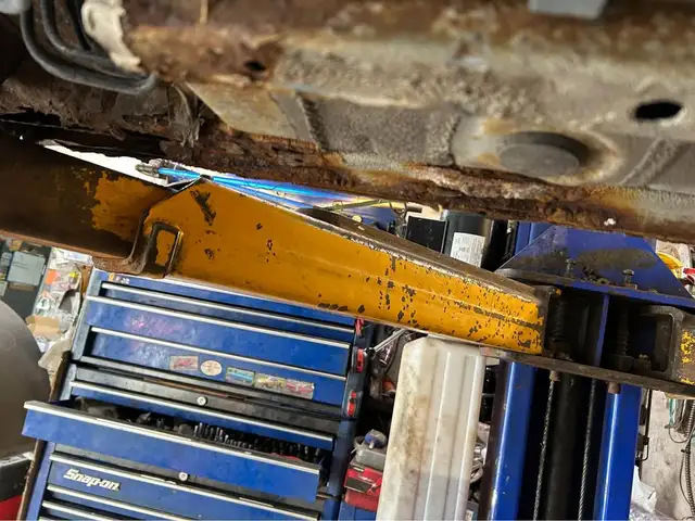 2000 Toyota Echo Sedan - Photo 9