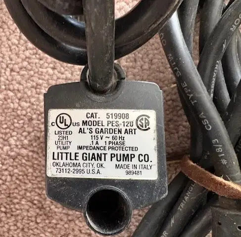 Planning some pools or fountains for your landscaping? - Photo 6