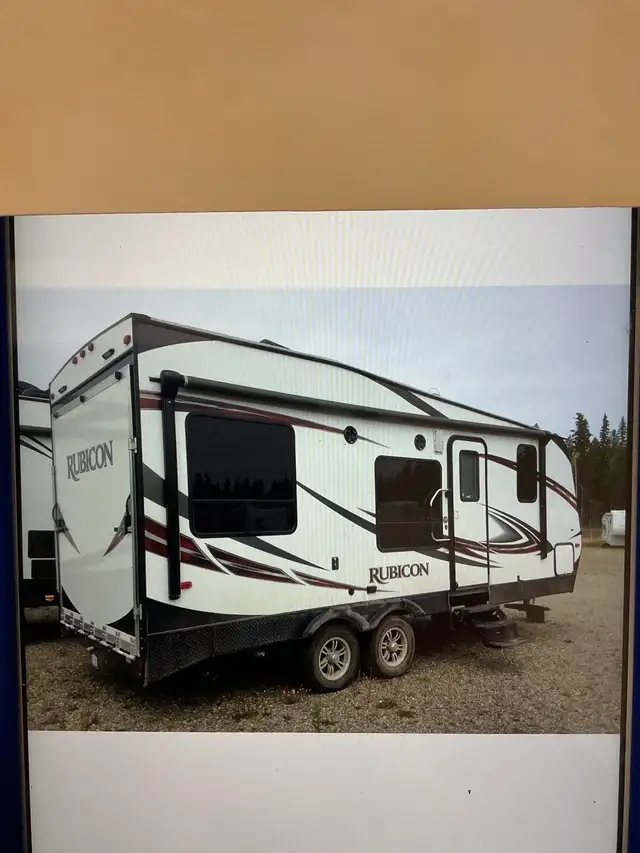 RUBICON Dutchman Toyhauler trailer - Photo 2