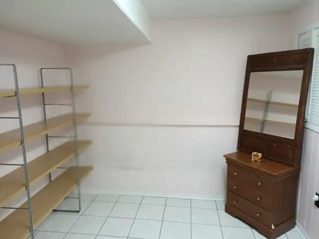 Newly Renovated Luxurious furnished basement available for rent - Photo 8