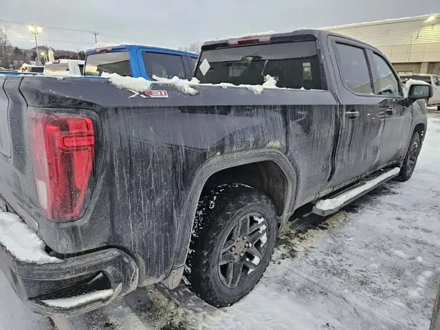 2023 GMC SIERRA ELEVATION, 4X4, V8, X31, CREW CAB, BOITE DE 6.5 - Photo 9