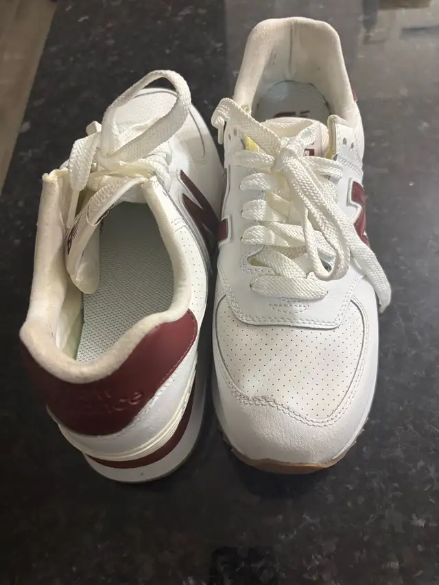 New Balance shoes $40 - Photo 6