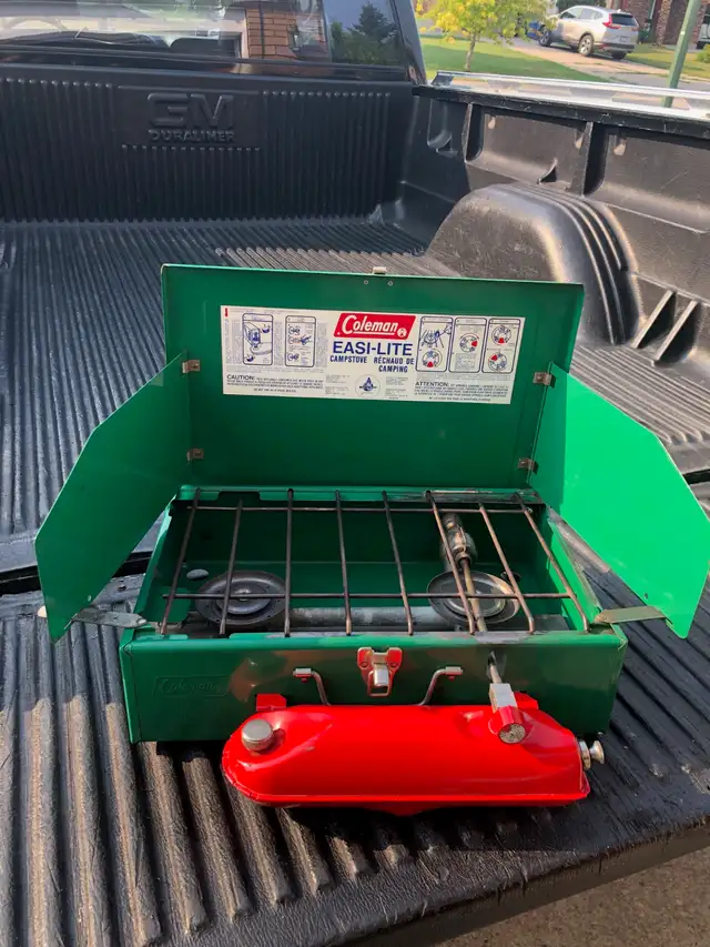 COLEMAN STOVE - Photo 2