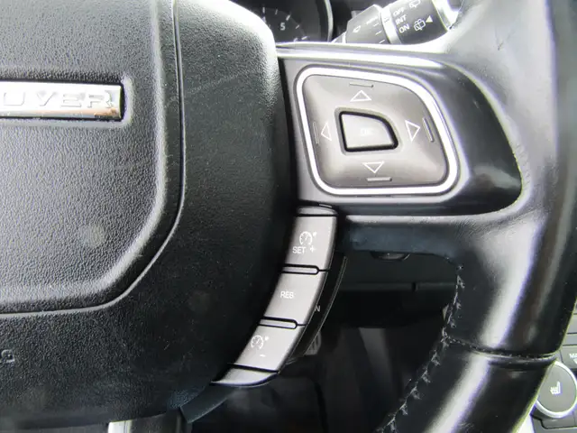 2017 Land Rover Range Rover Evoque HB SE 2.0T 4WD NAVI / CAMERA - Photo 17