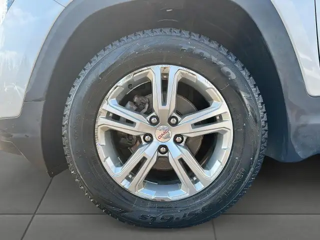 2022 GMC Terrain SLE SLE | Power Liftgate | Lane Assist - Photo 9