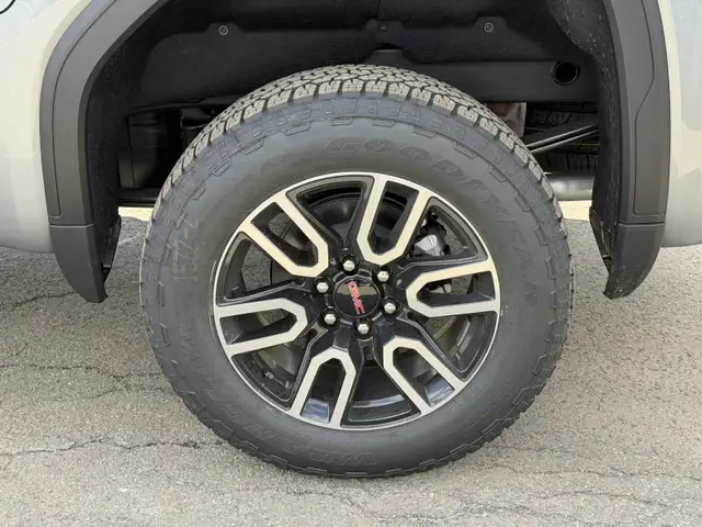 2026 GMC Sierra 1500 AT4 - Leather Seats - Sunroof - $685 B/W - Photo 9