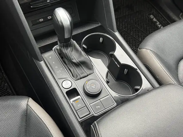 2022 Volkswagen VolkswagenAtlas No Accidents l Highline l One Ow - Photo 25